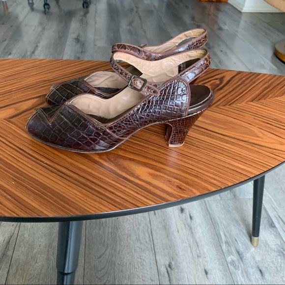 Vintage Eduardo Capalino Sling back peep toe - Picture 4 of 12